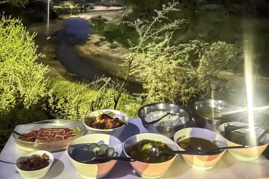 Osero Sopia Mara Camp Outdoor Dining