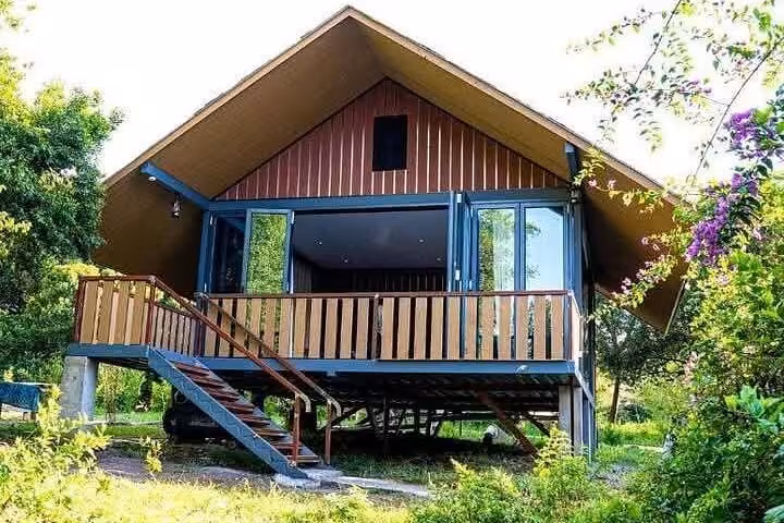 Jambo Mara Safari Wood Lodge Exterior