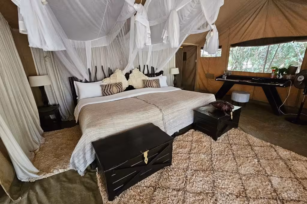 Mara Crossings Camp Spacious Bed