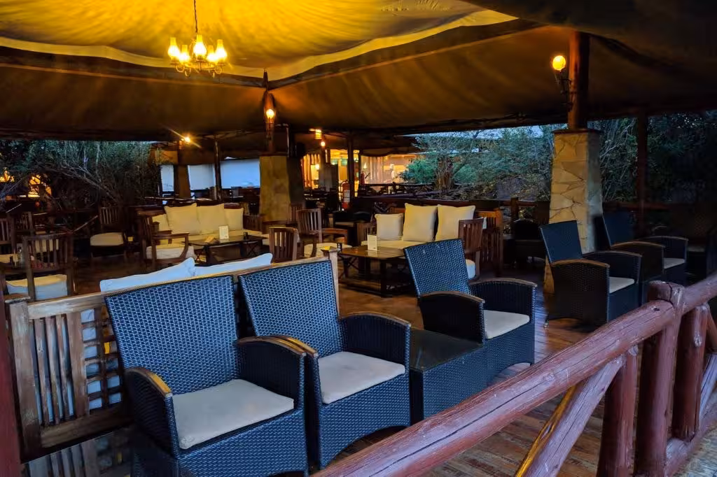 Ashnil Mara Camp Lounge